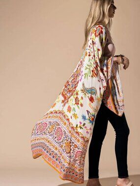 URBANISTA Delphi Kimono One Size NWT